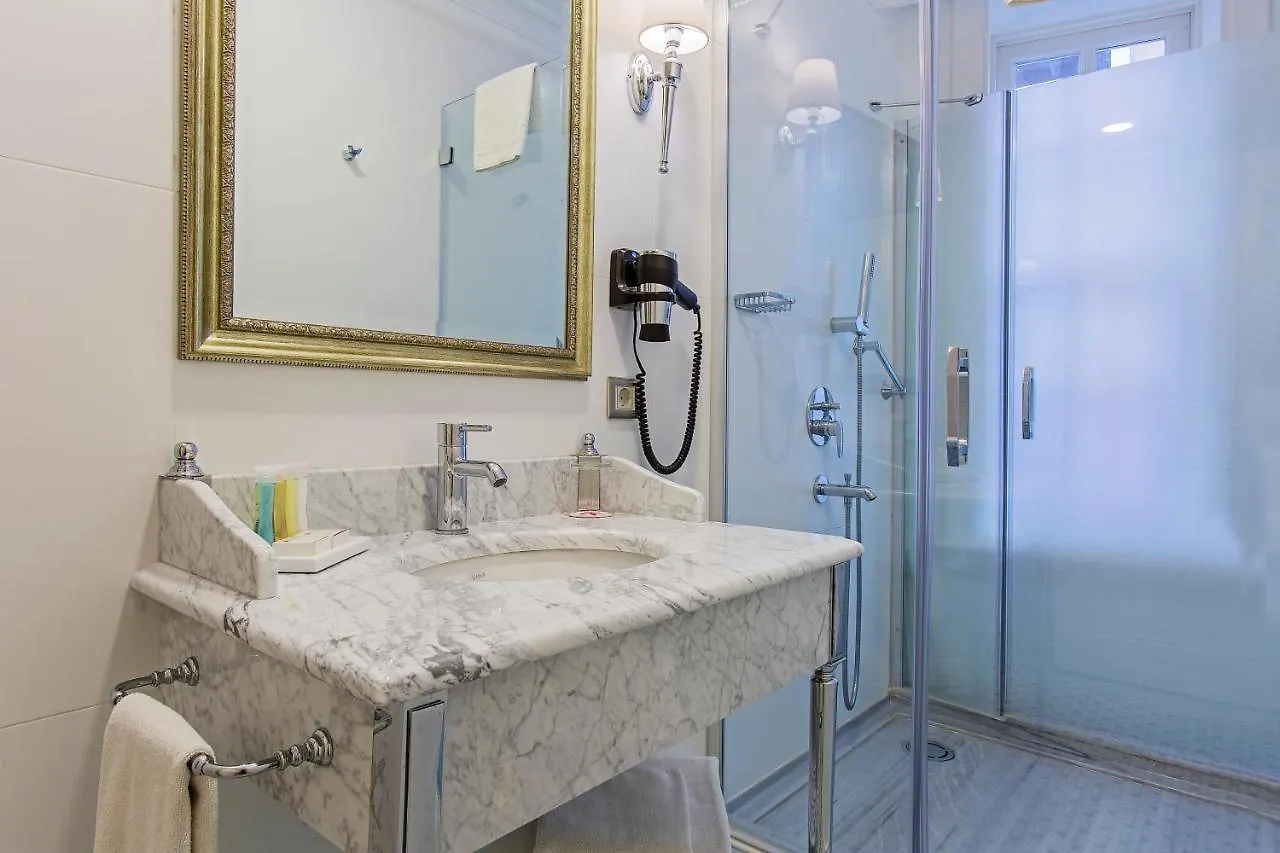 ** Hotel Meroddi La Porta Istambul Turquia