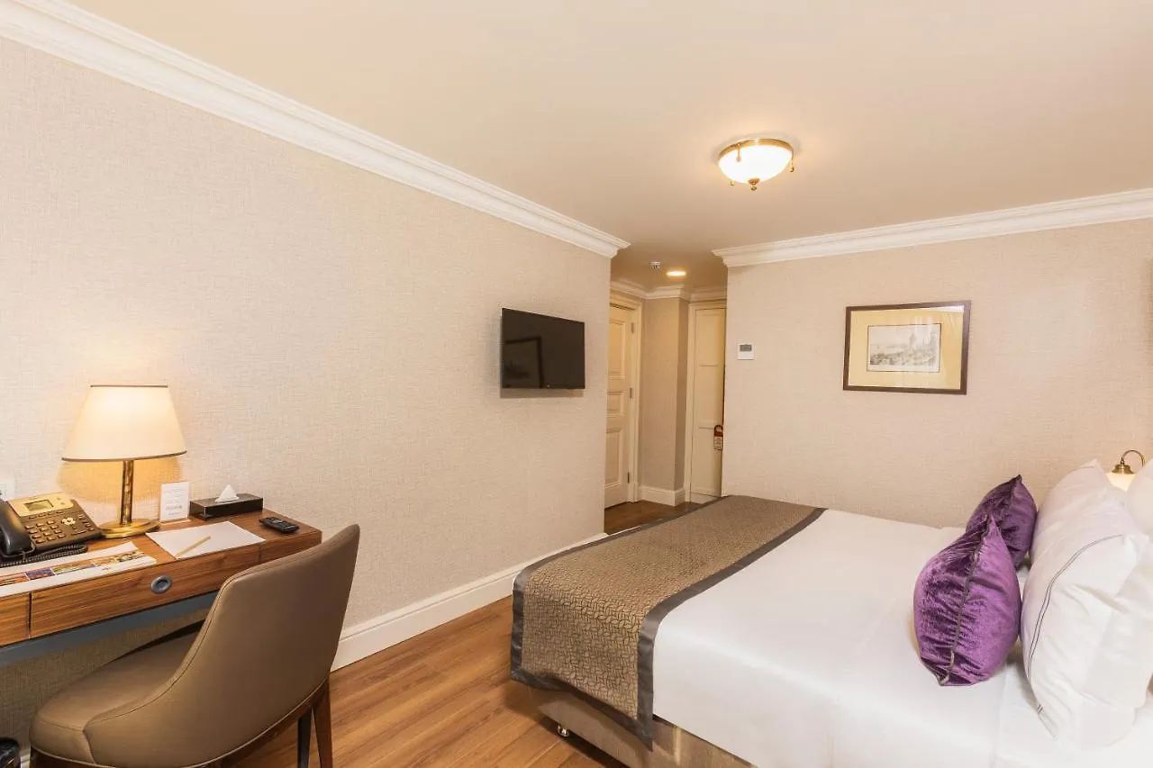 ** Hotel Meroddi La Porta Istambul Turquia